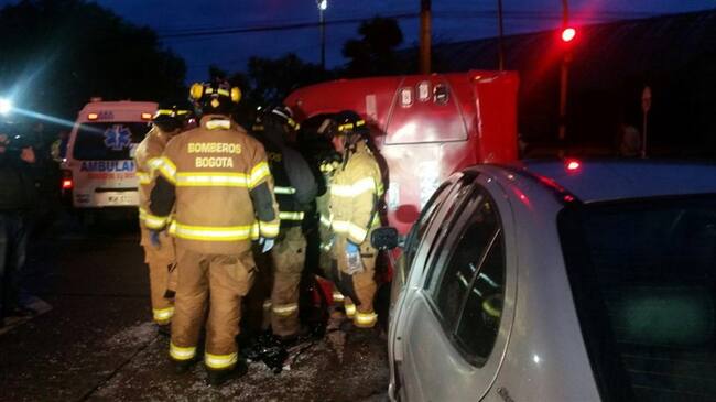Este es el segundo incidente de buses del Sitp que se presenta esta semana. Foto: Cortesía @elpatrullero_ 12 en Twitter