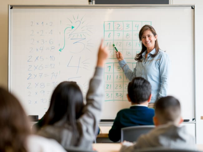 Prueba escrita Concurso Docentes 2026: Ministerio de Educación publicó calendario y fecha citación