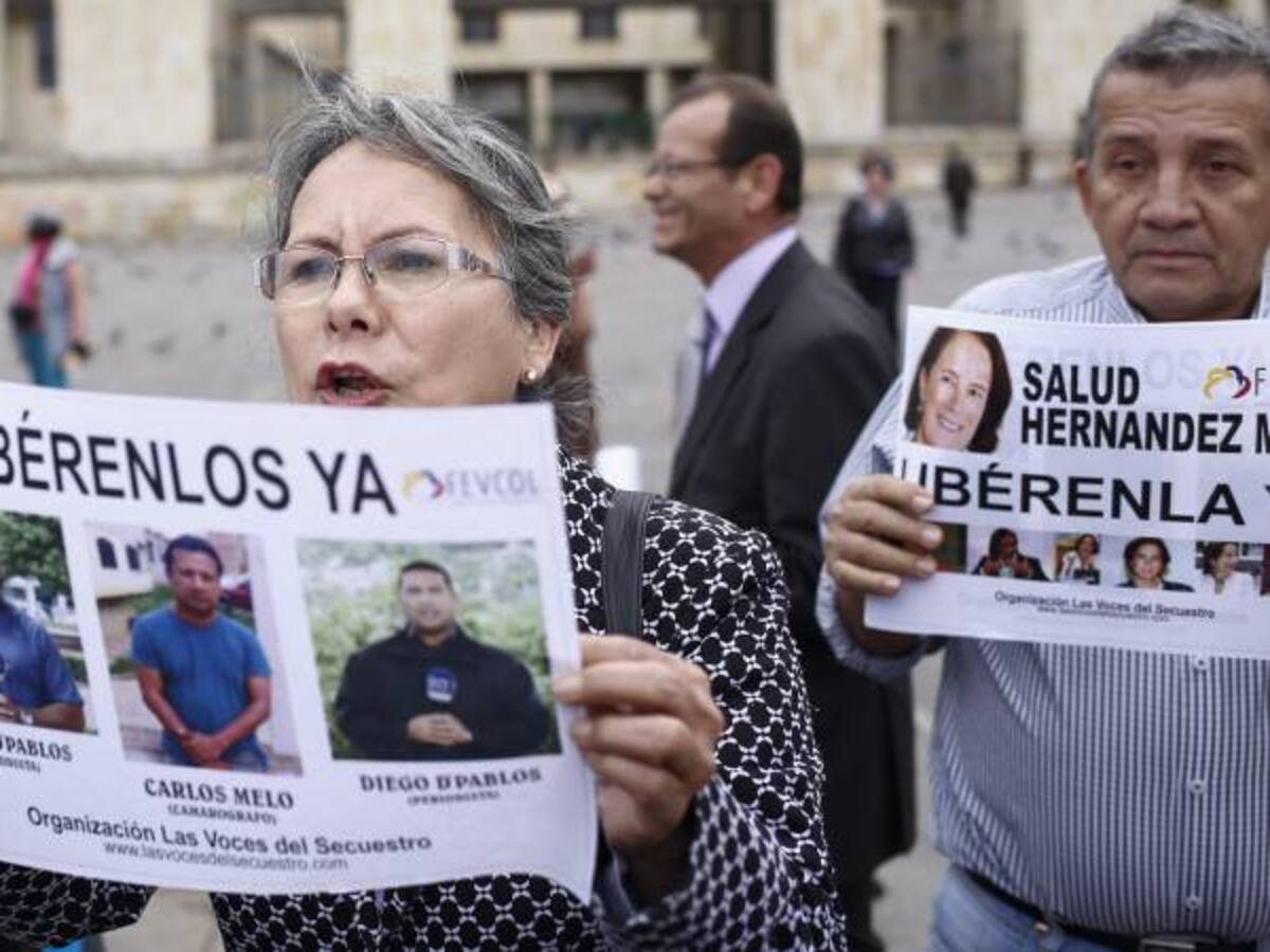 Es una torpeza secuestro de periodistas: León Valencia