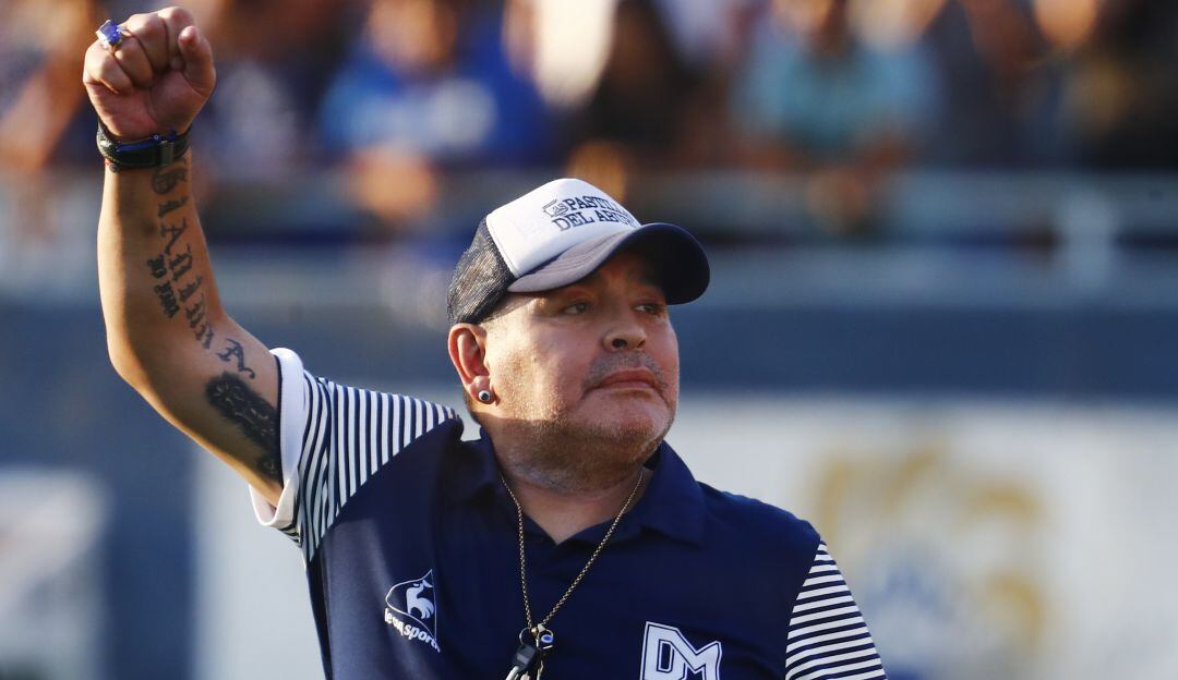 Denuncian que Diego Maradona no tuvo atención médica antes de morir