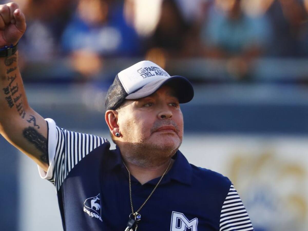 Casa y dos autos BMW que Maradona regaló a sus padres entran en subasta