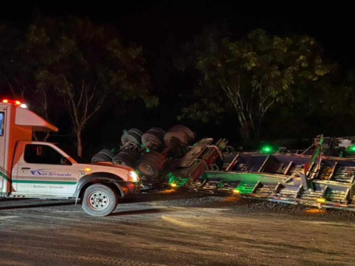 Un muerto y cuatro heridos en accidente de tránsito en Santander