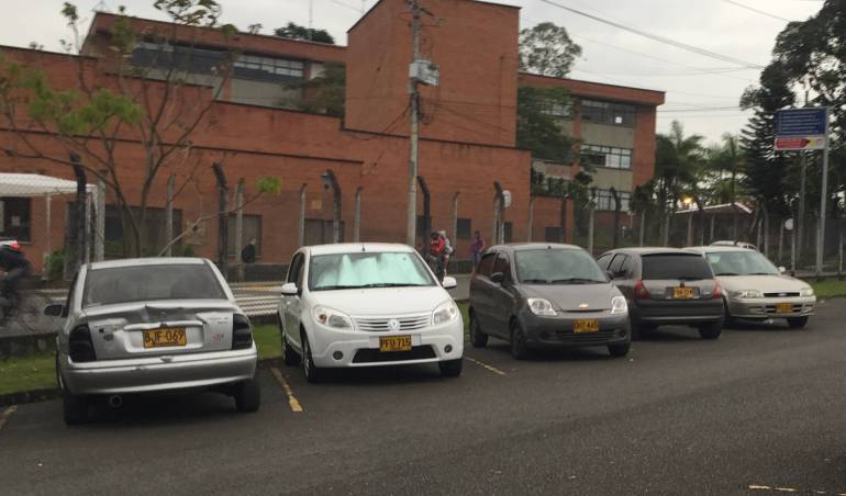 Serán dos las zonas de parqueo en las que rige el pico y placa.