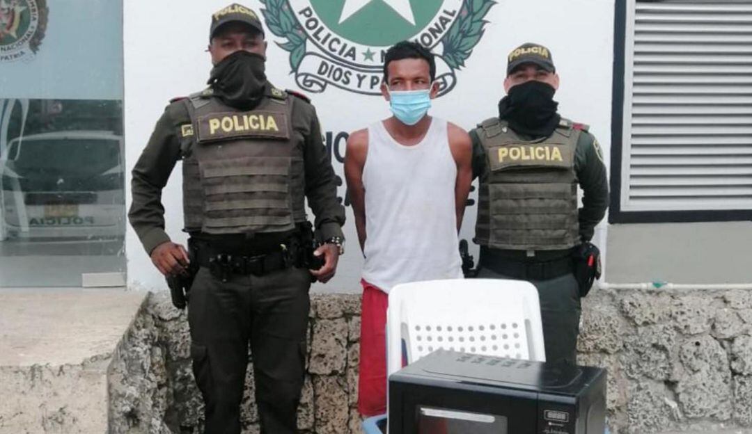 Había robado un microondas, entre otros elementos valorados en 5 millones de pesos