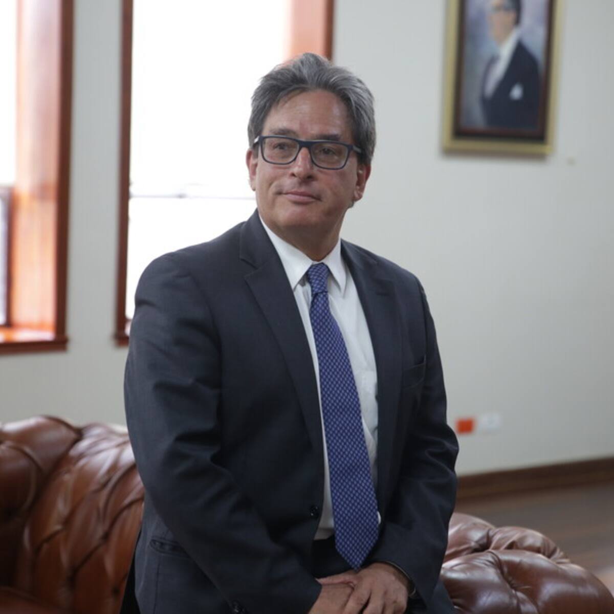“Es una cosa imaginaria. Nunca vi algo así”: exministro Carrasquilla sobre cupos indicativos