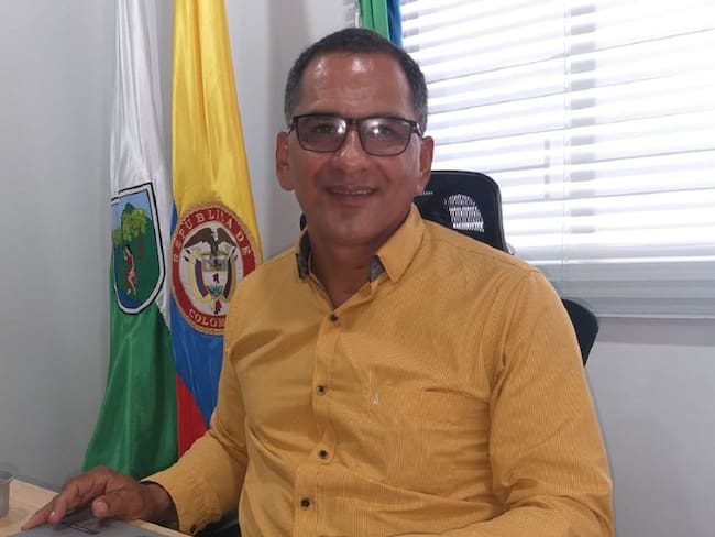 El alcalde de Puerto Triunfo está hospitalizado con sospecha de COVID-19