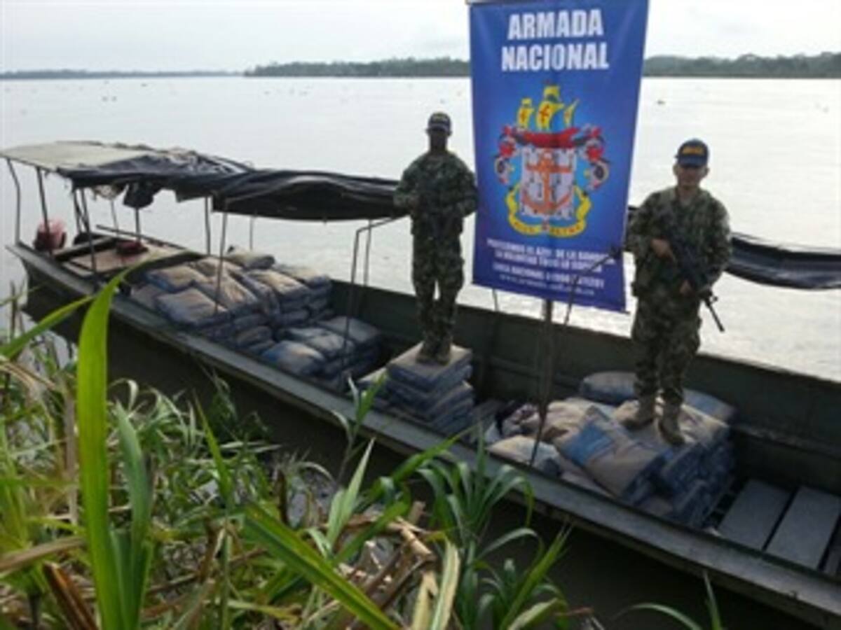 Armada incauta 17 toneladas de cemento ilegal en Bolívar