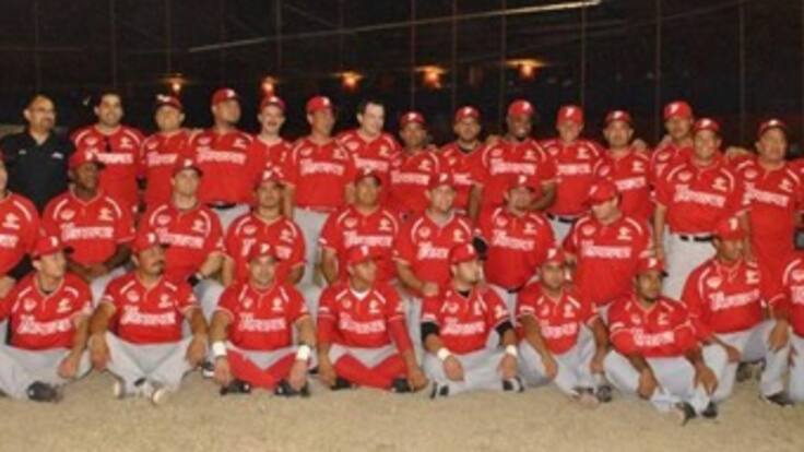 Toros de Colombia vencieron 13-2 a Brujos de Tuxtlas en amistoso de Béisbol