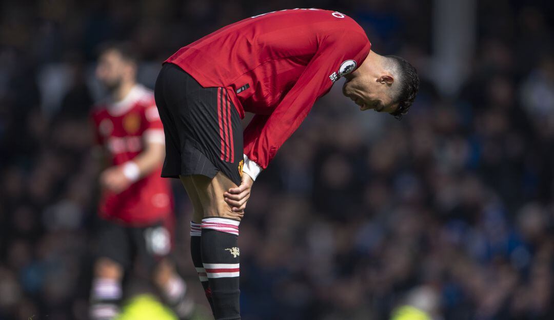 Cristiano Ronaldo se lamenta durante el partido ante el Everton.