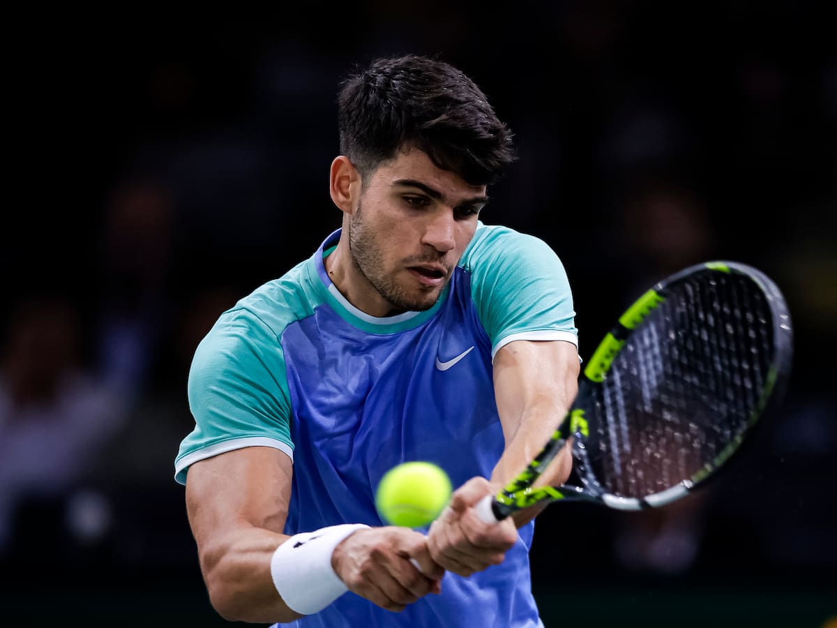 Carlos Alcaraz, sorprendido por el francés Ugo Humbert en octavos del Masters de París