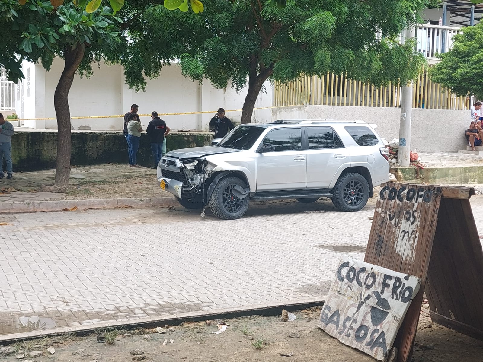Camioneta en la que se movilizaba Jhonathan Ospino, quien murió mientras era llevado a una clínica./Caracol Radio
