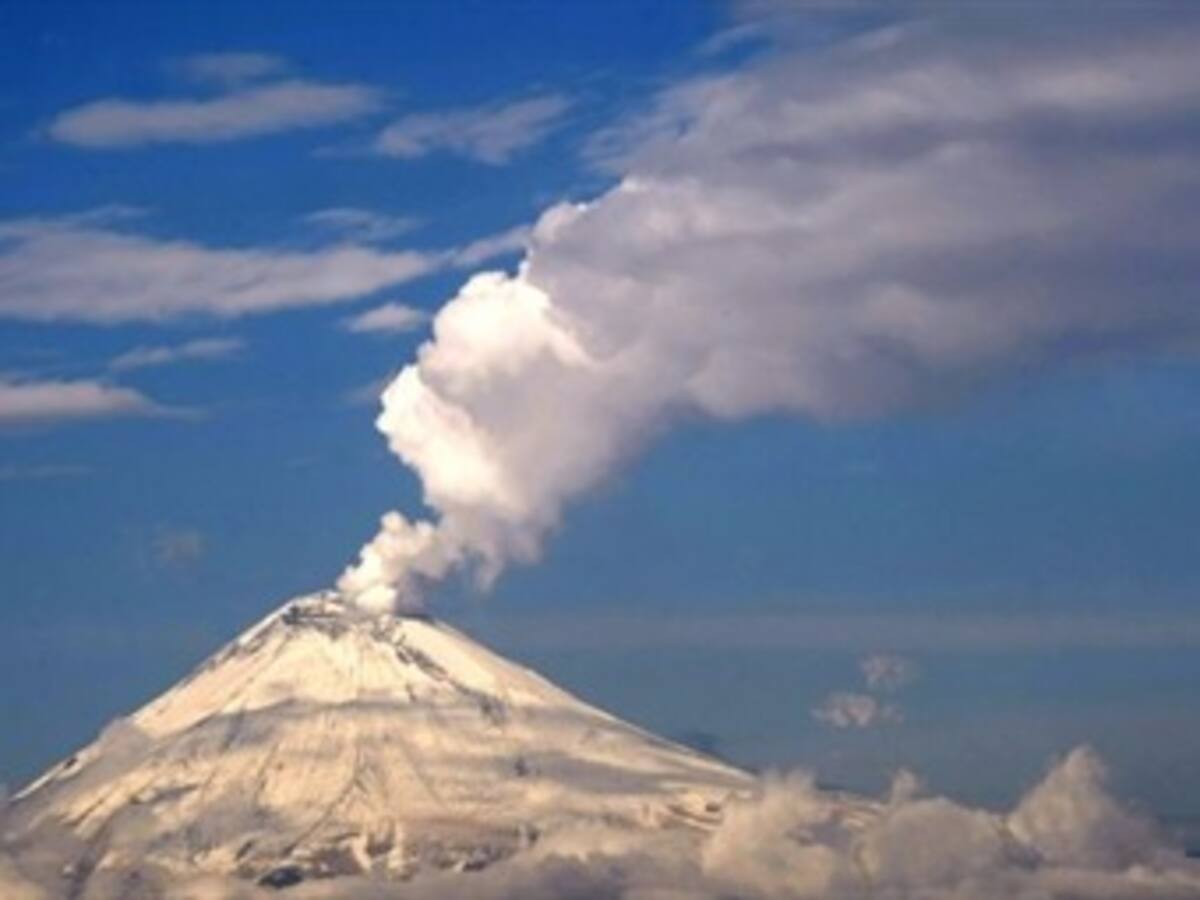 Autoridades monitorean 24 horas al día el Nevado del Ruiz