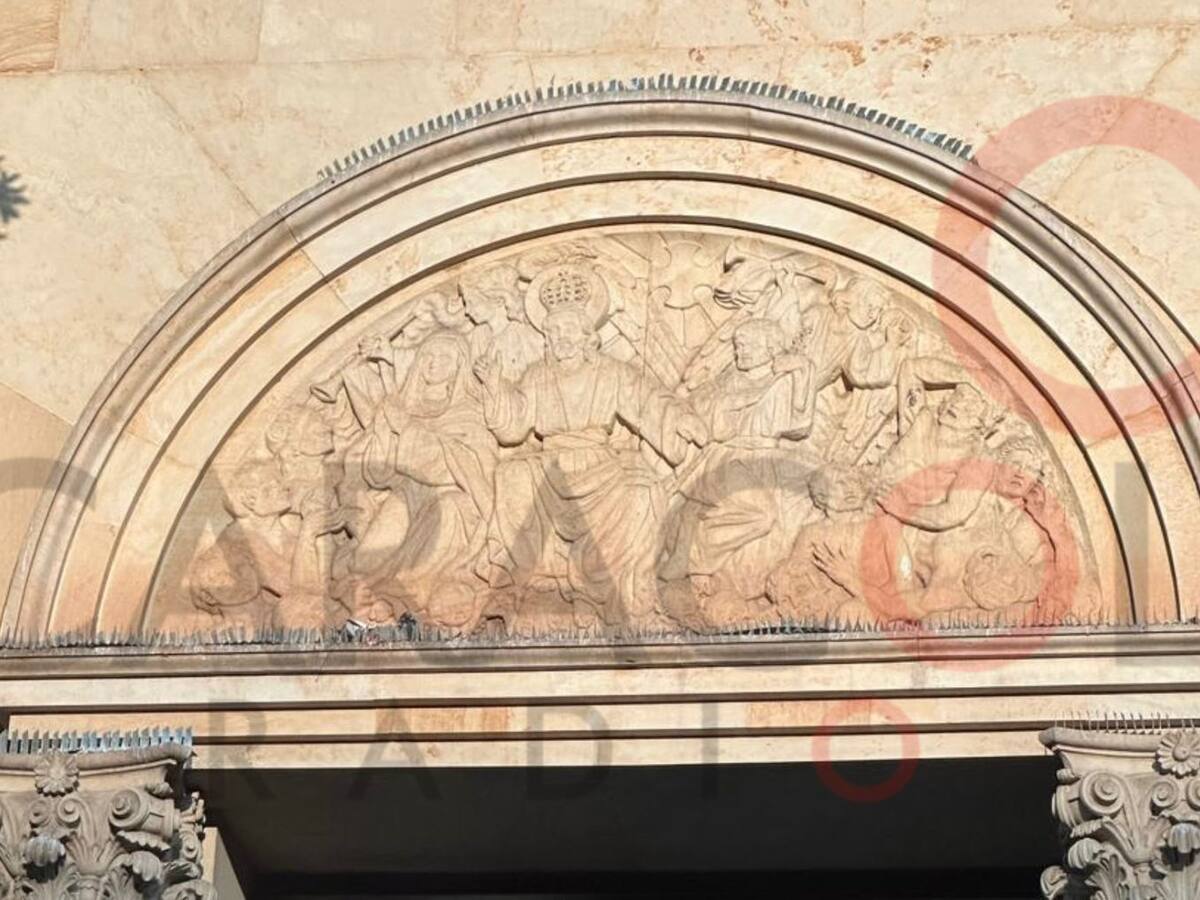 Rechazo por instalación de objetos lacerantes en la Catedral San José de Cúcuta