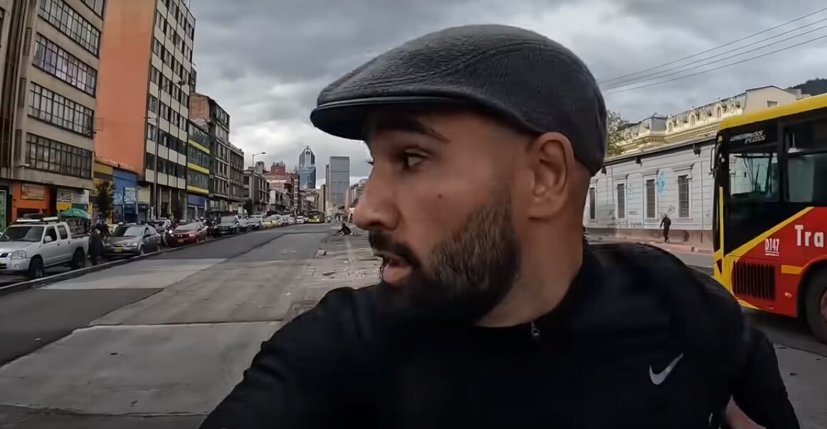 Youtuber alemán que grabó en el barrio Santa Fe estuvo en protestas de la Universidad Nacional. Captura video youtube @Justkarem