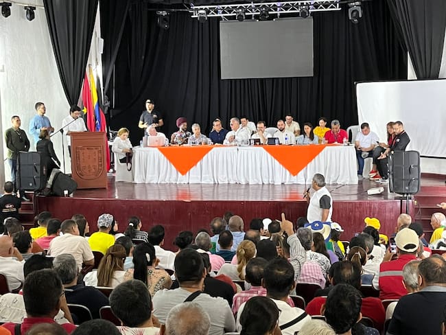 Superservicios escuchó a los líderes en el Área Metropolitana de Cúcuta. /Foto: Caracol Radio Cúcuta.