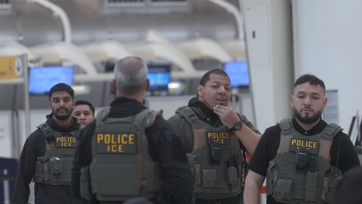 EEUU despliega agentes del ICE en aeropuertos en medio del caos por bloqueo presupuestal
