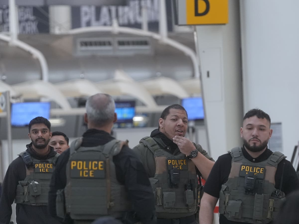 EEUU despliega agentes del ICE en aeropuertos en medio del caos por bloqueo presupuestal