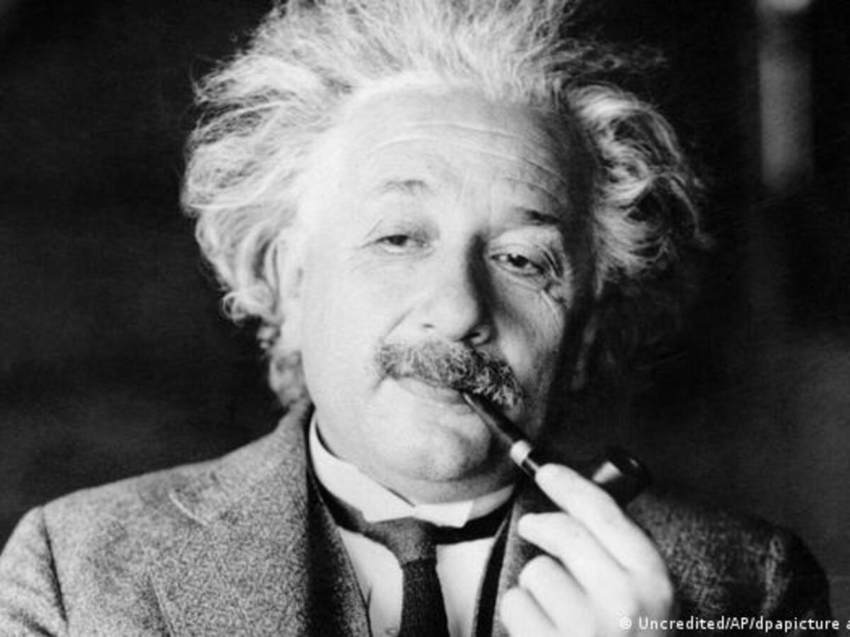 Albert Einstein: ¿qué opinaba el científico sobre la vida extraterrestre?