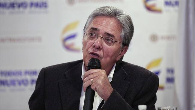 Germán Cardona afirmó que engañaron a gobernadores y alcaldes, que ahora están siendo investigados por la Contraloría. Foto: Colprensa