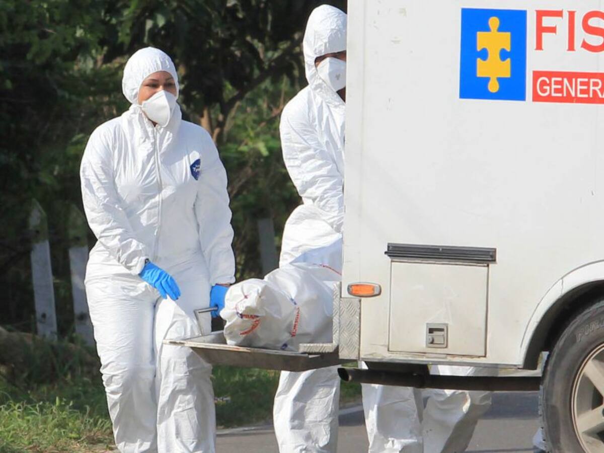 Hallan cuerpos sin vida en la vía a Tumaco