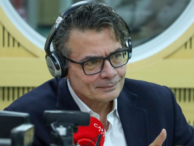 Alejandro Gaviria / Caracol Radio