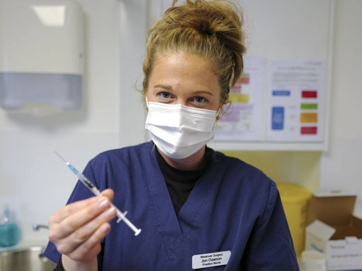 La Agencia Europea del Medicamento dio visto bueno a la vacuna de Pfizer