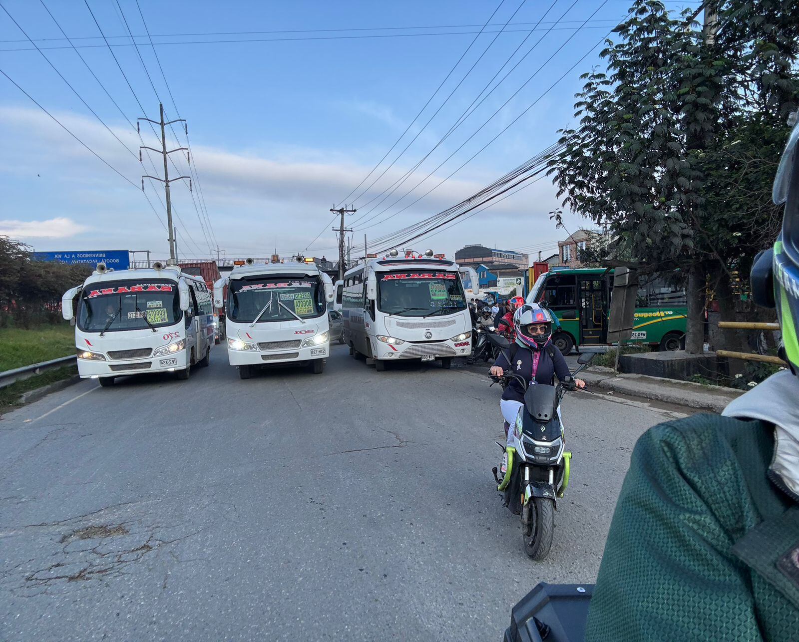 Protestas en Bogotá: conductores de buses exigen garantías para trabajar. Foto:  suministrada.