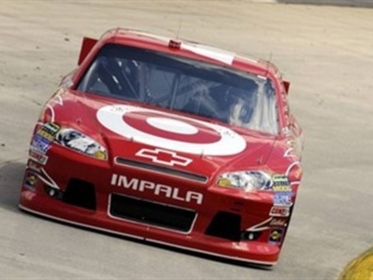 Juan Pablo Montoya partirá 27 en la Nascar en Martinsville