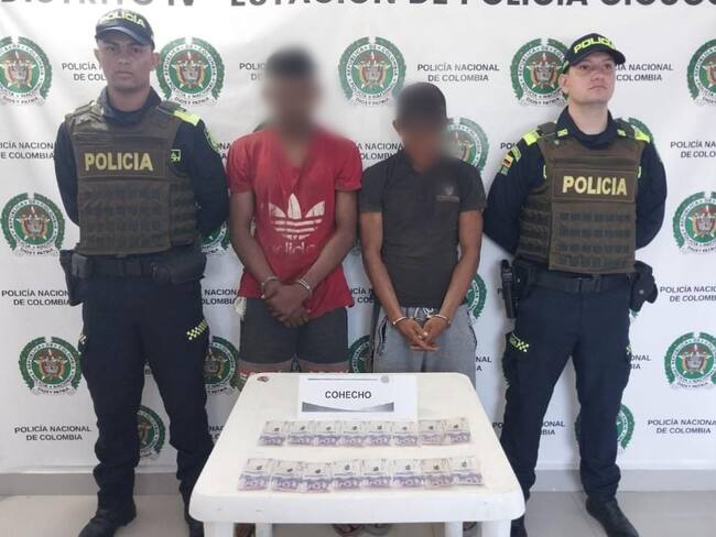 Dos hermanos capturados tras ofrecer dinero a Policías en Cicuco