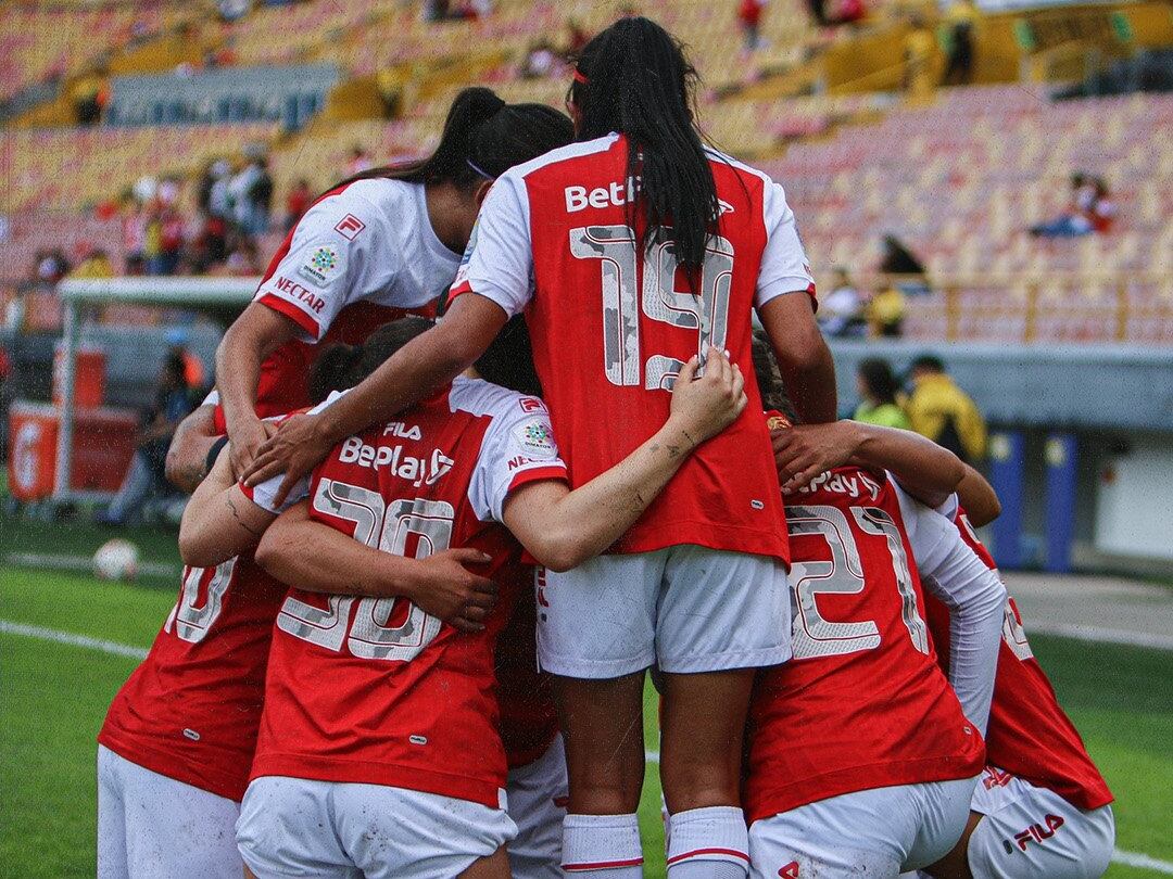 Tomada de cuenta oficial de Santa Fe Femenino.