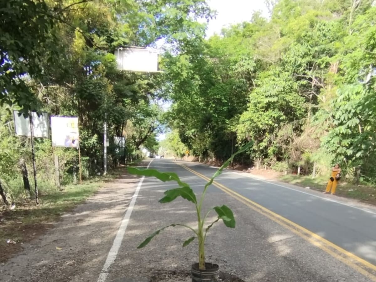 Autopista Medellín Bogotá tiene 115 kilómetros en mal y regular estado
