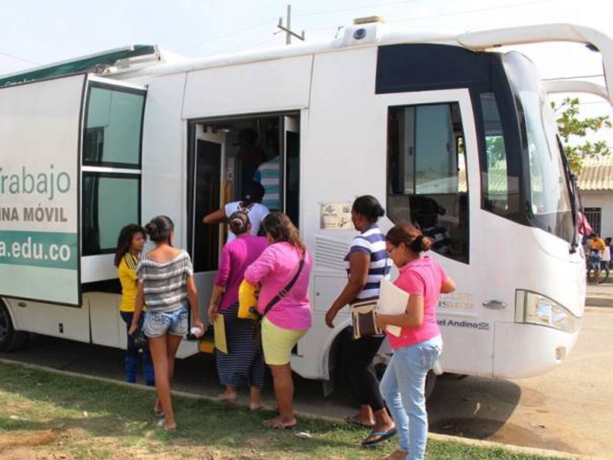 Aula Móvil de Empleo del SENA llega a Bolívar