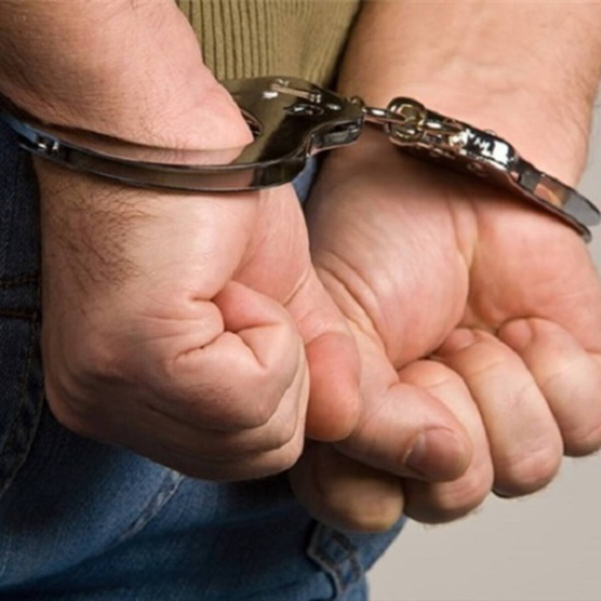 Aseguran presunto responsable de inducir actividades sexuales en menores
