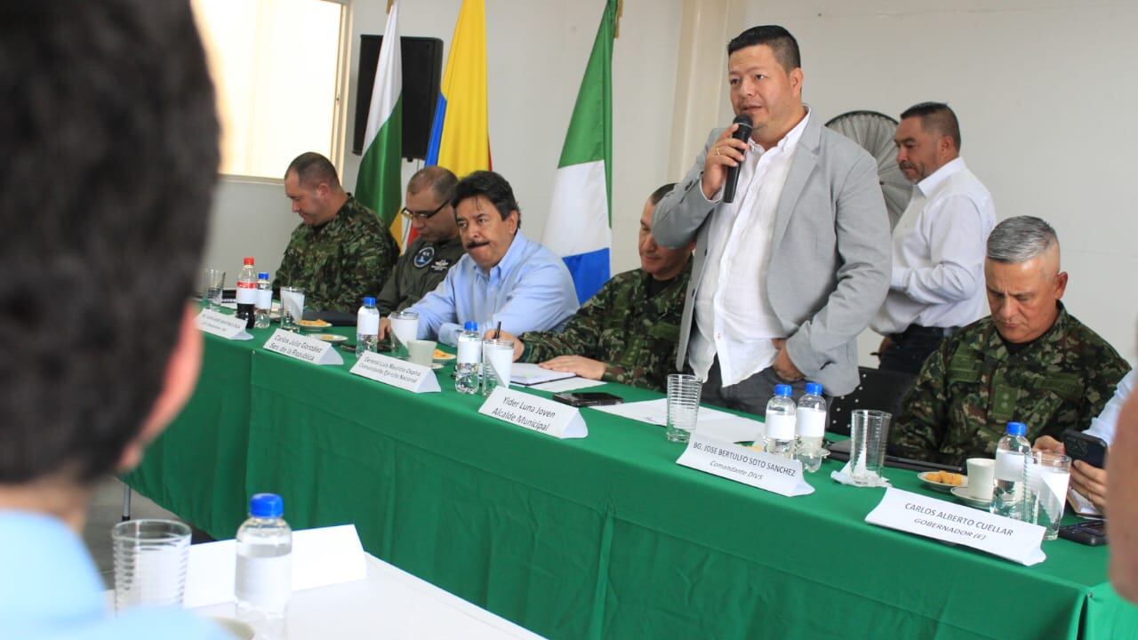 Mesa de seguridad en Pitalito.