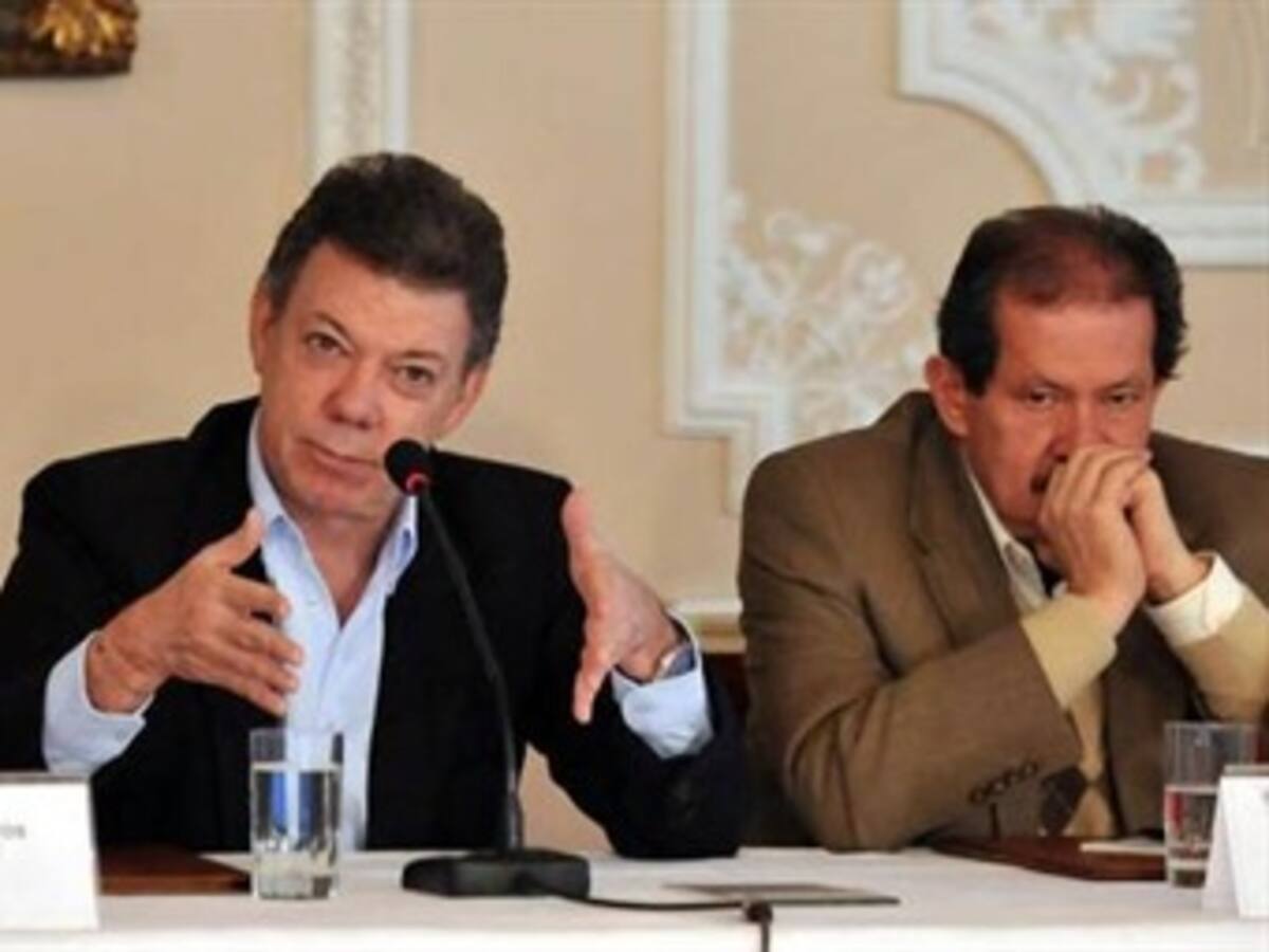 Santos respetará cualquier decisión que adopte el vicepresidente Garzón