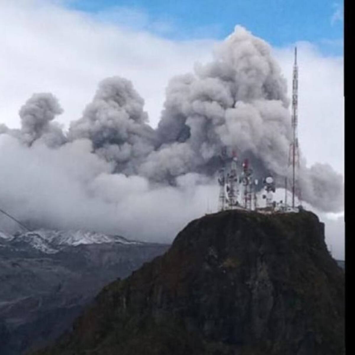 Pese a nueva erupción de ceniza, El Ruiz sigue en alerta amarilla