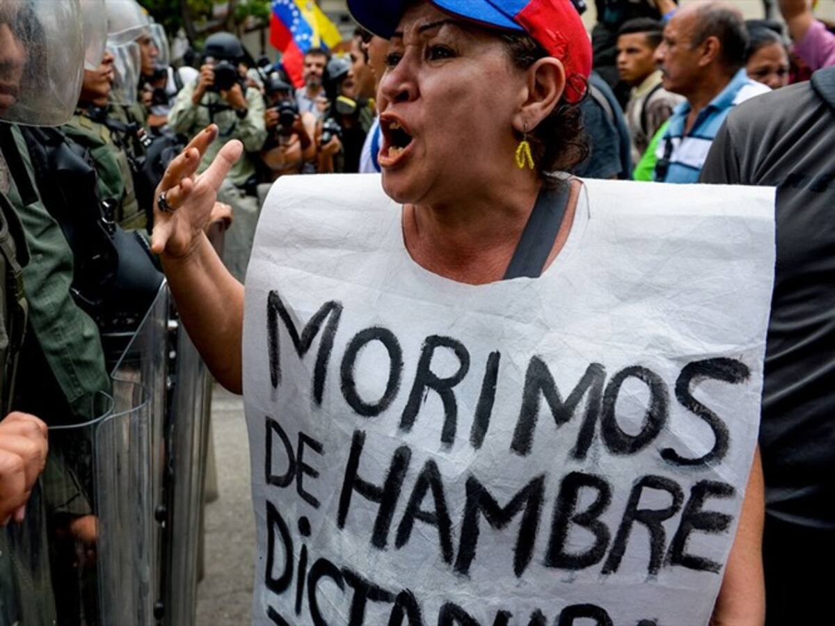 Reformas de Maduro no atienden a los problemas de Venezuela: Carlos Larrazabal