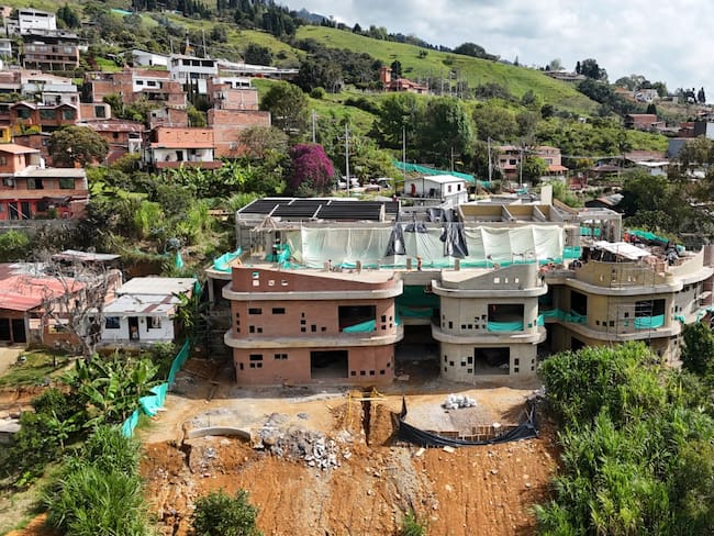 Avanza la construcción del jardín infantil Buen Comienzo Chambacú en San Cristóbal. Foto: Alcaldía de Medellín.