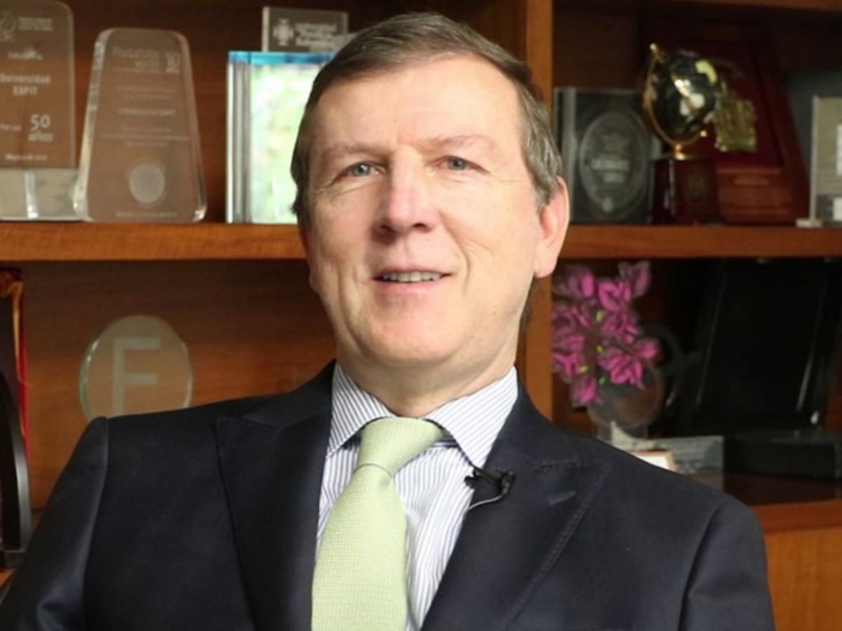 Juan Luis Mejía renunció a la rectoría de la Universidad Eafit