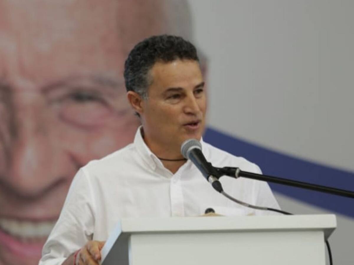 En Antioquia piden renuncia de Anìbal Gaviria tras decisión de la Corte