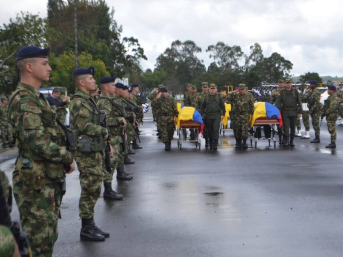 Con honores despiden a soldados fallecidos en accidente de helicóptero