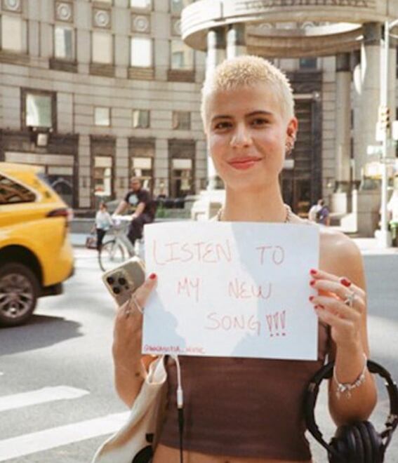 ANA SOFIA CREDITO UNIVERSAL COLOMBIA