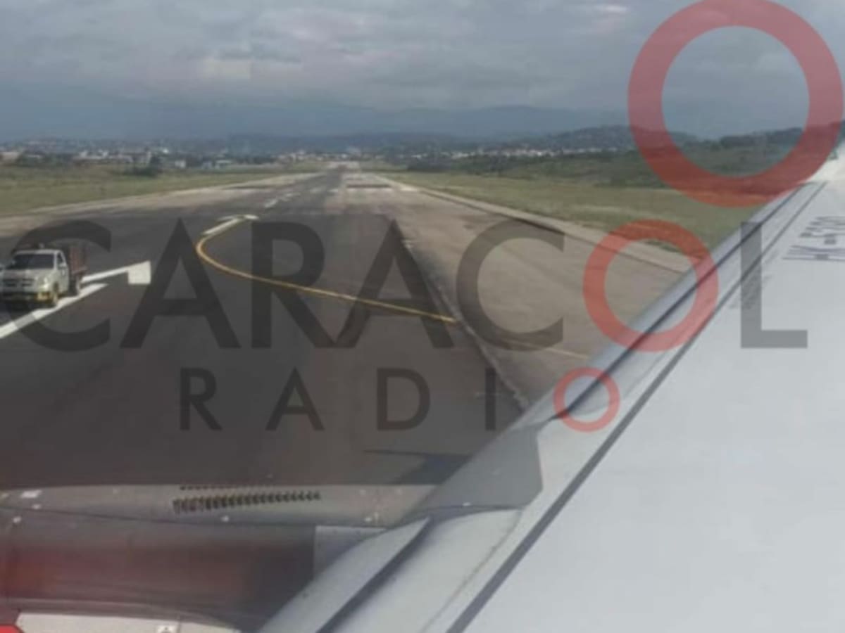 Avión de Avianca quedó encallado en una de las pistas del aeropuerto internacional Camilo Daza