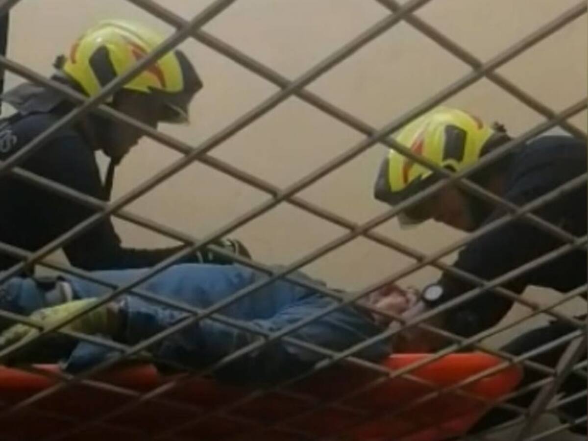 Dos obreros heridos tras accidente en vivienda
