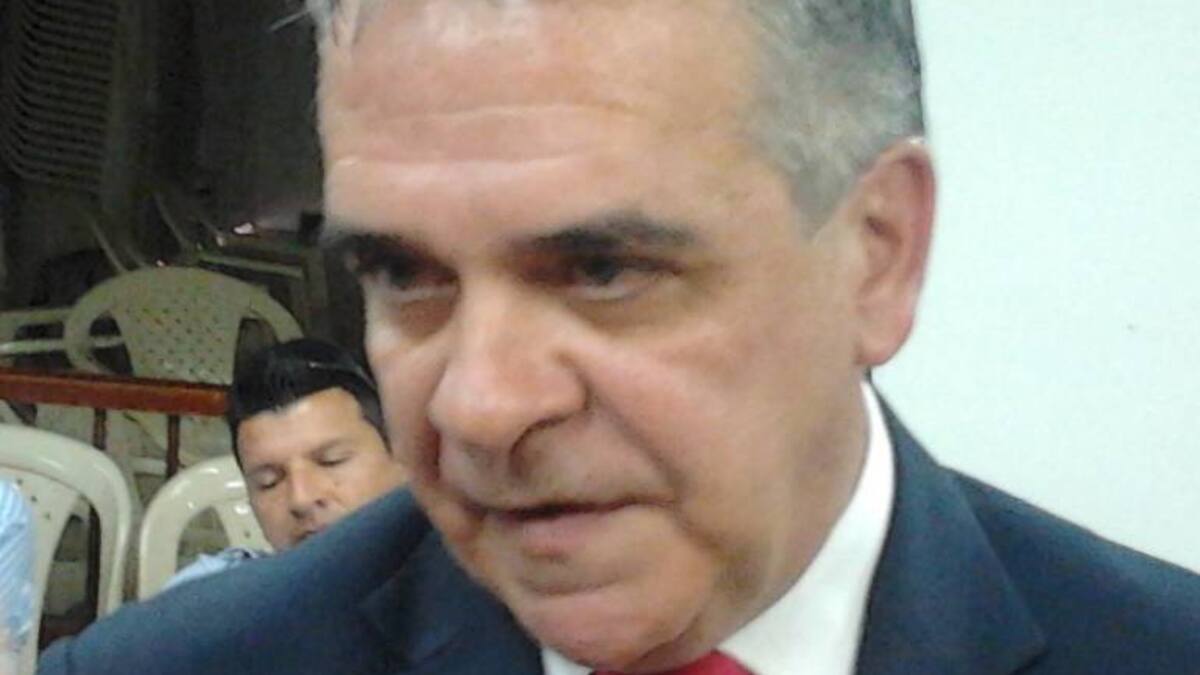 Ex contralor de Pereira sancionado por contratar a su compañera sentimental