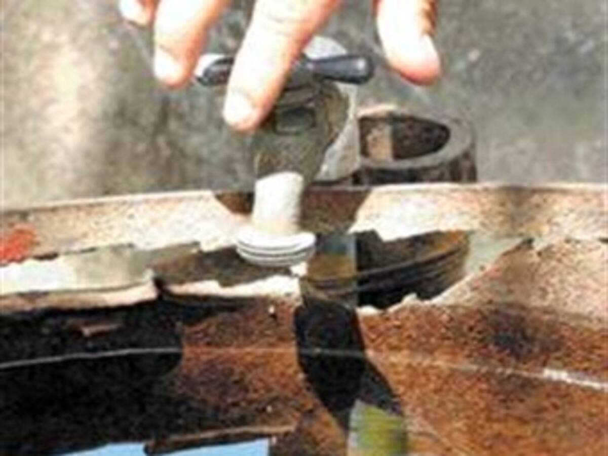 Anuncian cortes de agua por 50 horas en 17 barrios de Bogotá