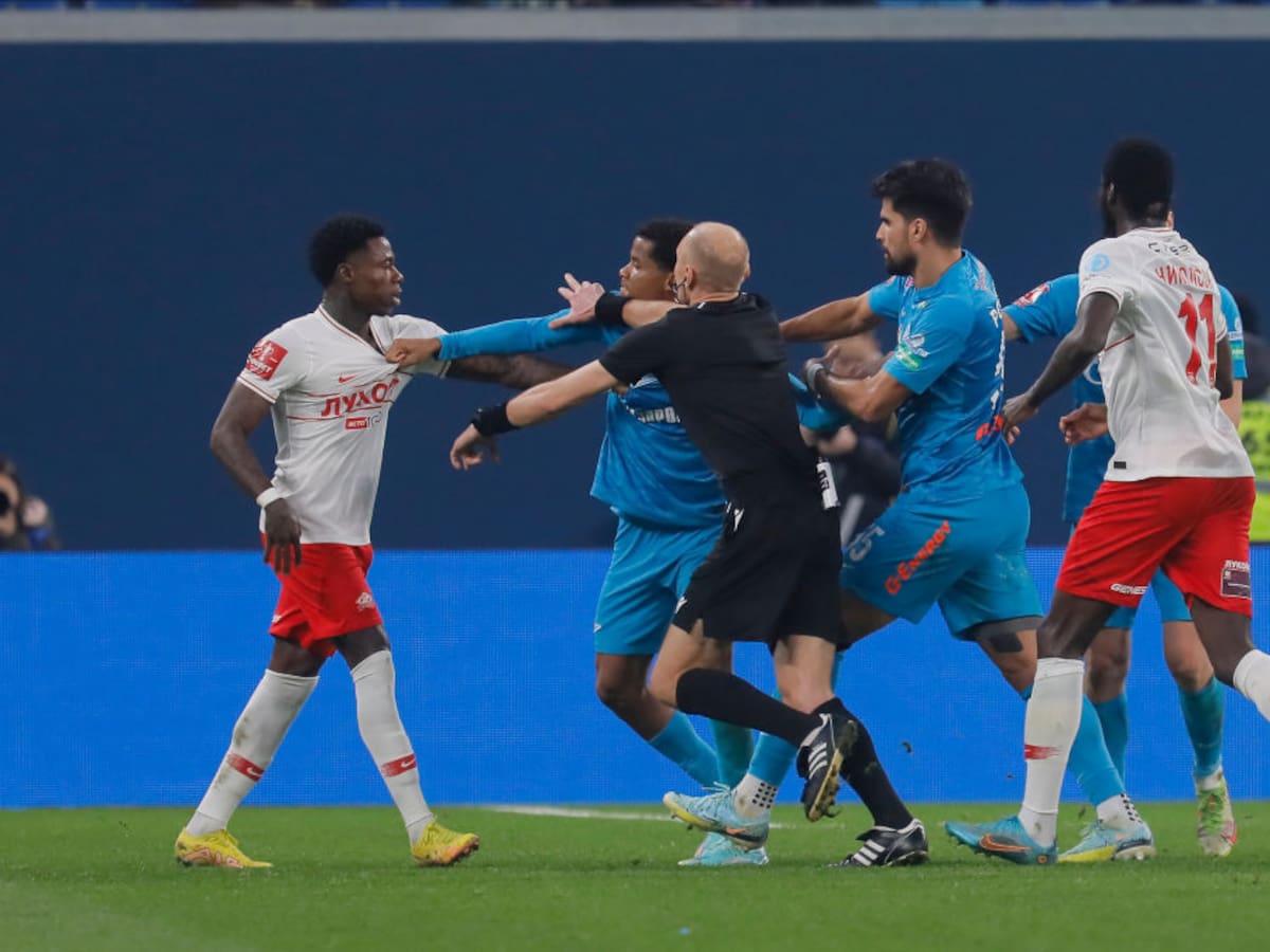 Video: Wilmar Barrios, potagonista de batalla campal en el fútbol ruso