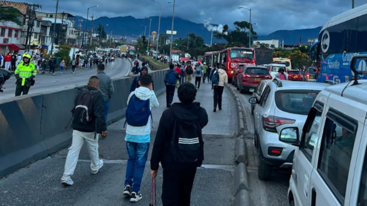 🔴EN VIVO Autopista Sur bloqueada HOY 2 de julio en Bogotá: cierre estaciones de TransMilenio y más