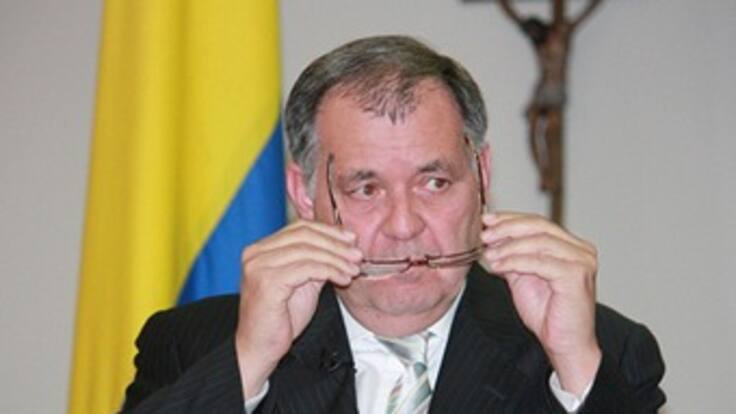 Procurador Ordóñez radica hoy su acción legal contra el fallo que lo obligó a retractarse sobre el aborto