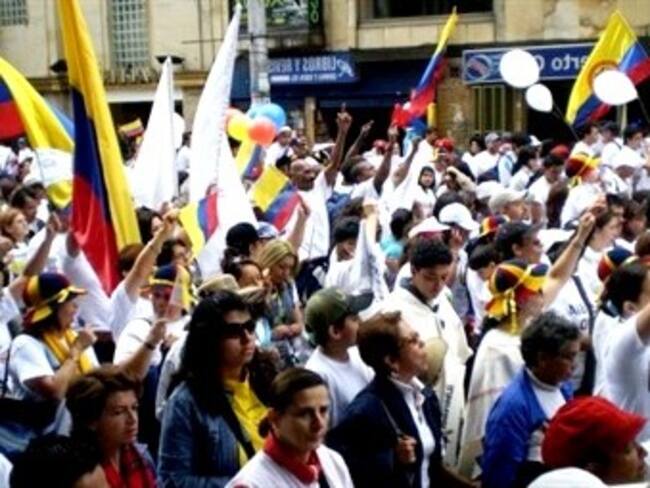 Comisión de paz denuncia campaña de desprestigio al proceso de paz